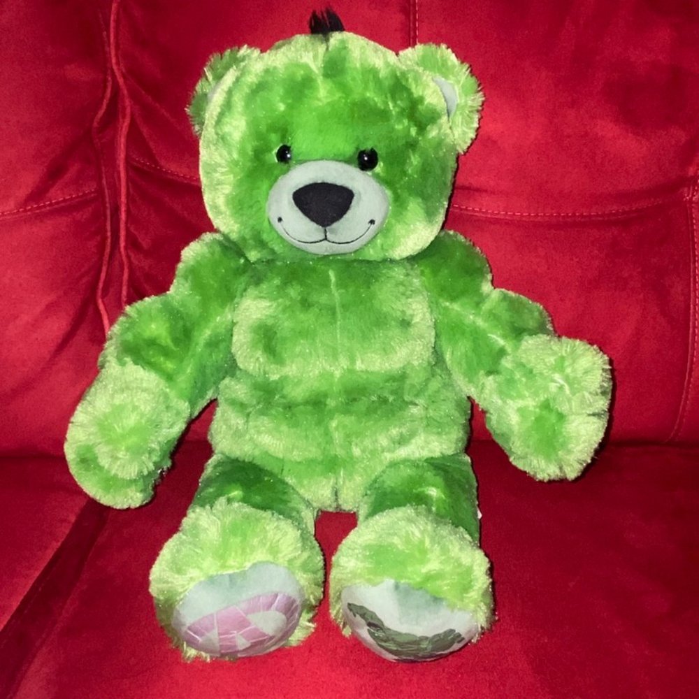 Build a Bear workshop "Marvel's Avengers Hulk" green plush